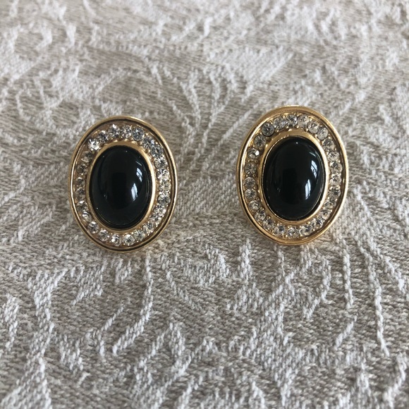 VintageTRIFARI Black & Rhinestone Clip-on Earrings - Picture 2 of 9